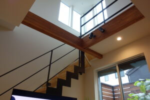 吹き抜けは寒い？いやいや、我が家は１階から３階まで吹き抜けです。笑