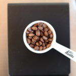 浅煎りのコーヒー豆はお湯を注いでも膨らまない?