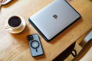 改めて思う。MacとiPhoneのテザリングが速くて快適だなと。