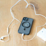 今更Appleの有線イヤホン、Ear Podsを買いました。充電無しで使えるのが良いです。